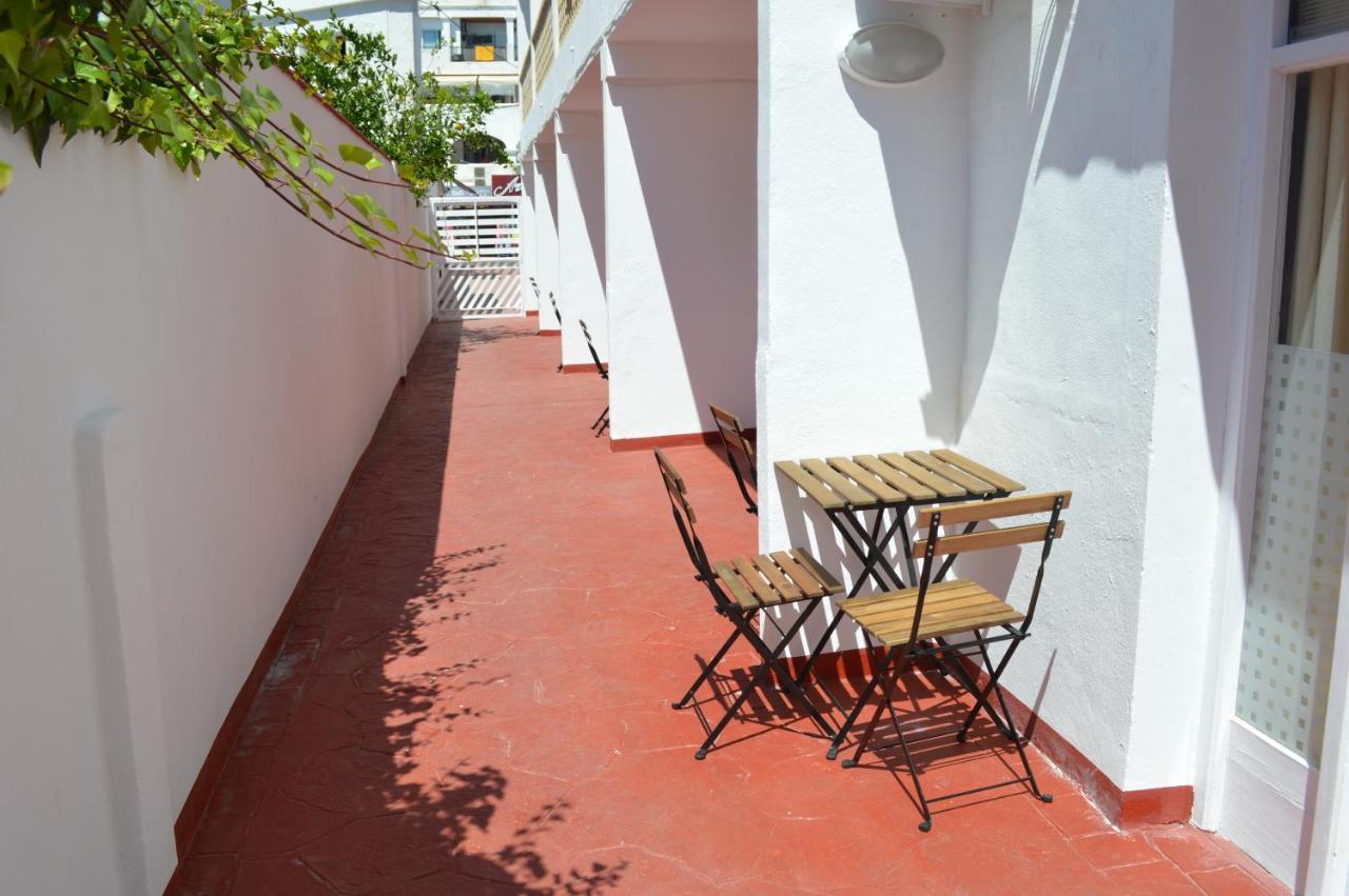 Jacaranda Apartments Es Cana Exterior foto